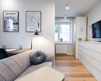 Apartment Przytulny Katowice Ligota Near - Katowice - Pokój dzienny