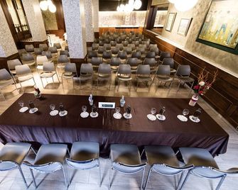 Hotel Maisonnave - Pamplona - Neuvotteluhuone