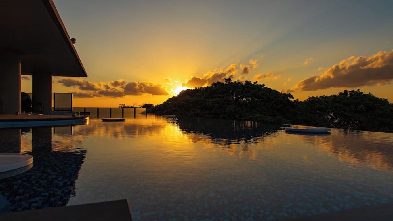 글램데이 스타일 오키나와 요미탄 호텔 & 리조트