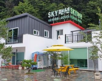 Sky Vivaldi Pension - Hongcheon - Edificio