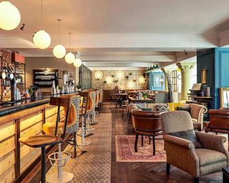 Bristol Grand Hotel By Sunday - Brístol - Bar