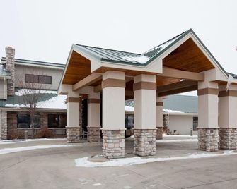 AmericInn by Wyndham Ankeny/Des Moines - Ankeny - Gebäude