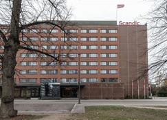 Scandic Tampere Koskipuisto - Tampere - Toà nhà