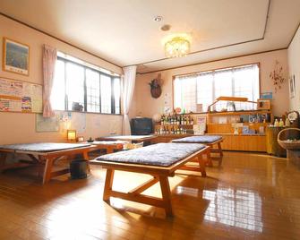 Mizubasho no Yado Higashi - Katashina - Olohuone