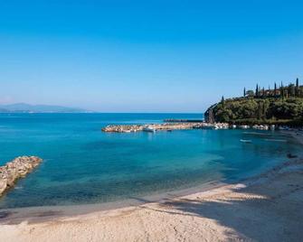 Alboro seaside suites - Parga - Strand