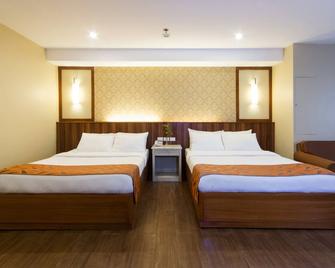 Hotel Veniz - Baguio - Bedroom