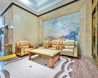Jieyang Victoria Holiday Business Hotel - Jieyang - Lobby