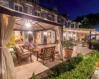 Admiral's Inn And Gunpowder Suites - English Harbour - Patio