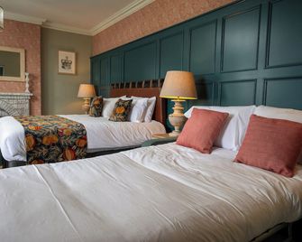 The Royal Inn by Chef & Brewer Collection - Bristol