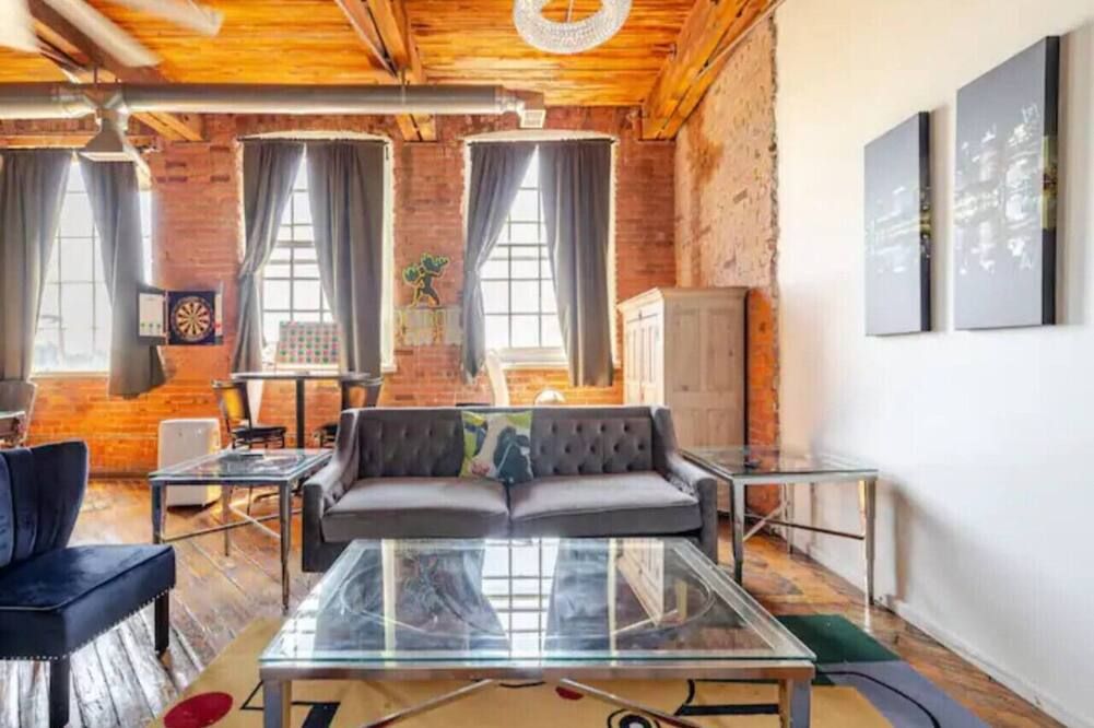 Detroit Riverview Loft - דטרויט - סלון