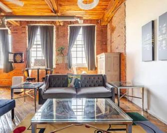 Detroit Riverview Loft - Detroit - Sala de estar