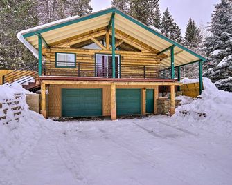 Mccall Retreat w/ Hot Tub - 1/2 Mi to Downtown! - McCall - Building