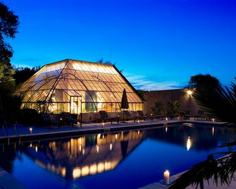 Chateau La Cheneviere - Port-en-Bessin-Huppain - Bazén