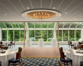 Doubletree by Hilton Somerset Hotel and Conference Center - Somerset - Restoran