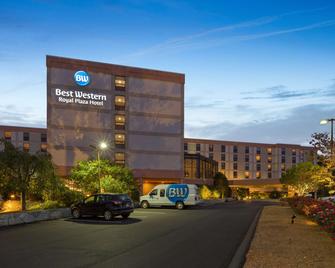 Best Western Royal Plaza Hotel & Trade Center - Marlborough - Rakennus