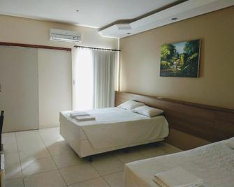 Tiffany Hotel - Olímpia - Bedroom