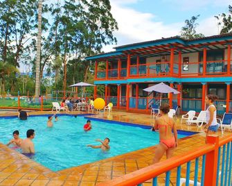 Finca Hotel La Tata - Montenegro - Piscina