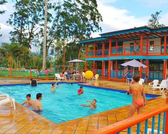 Finca Hotel La Tata - Montenegro - Bazén
