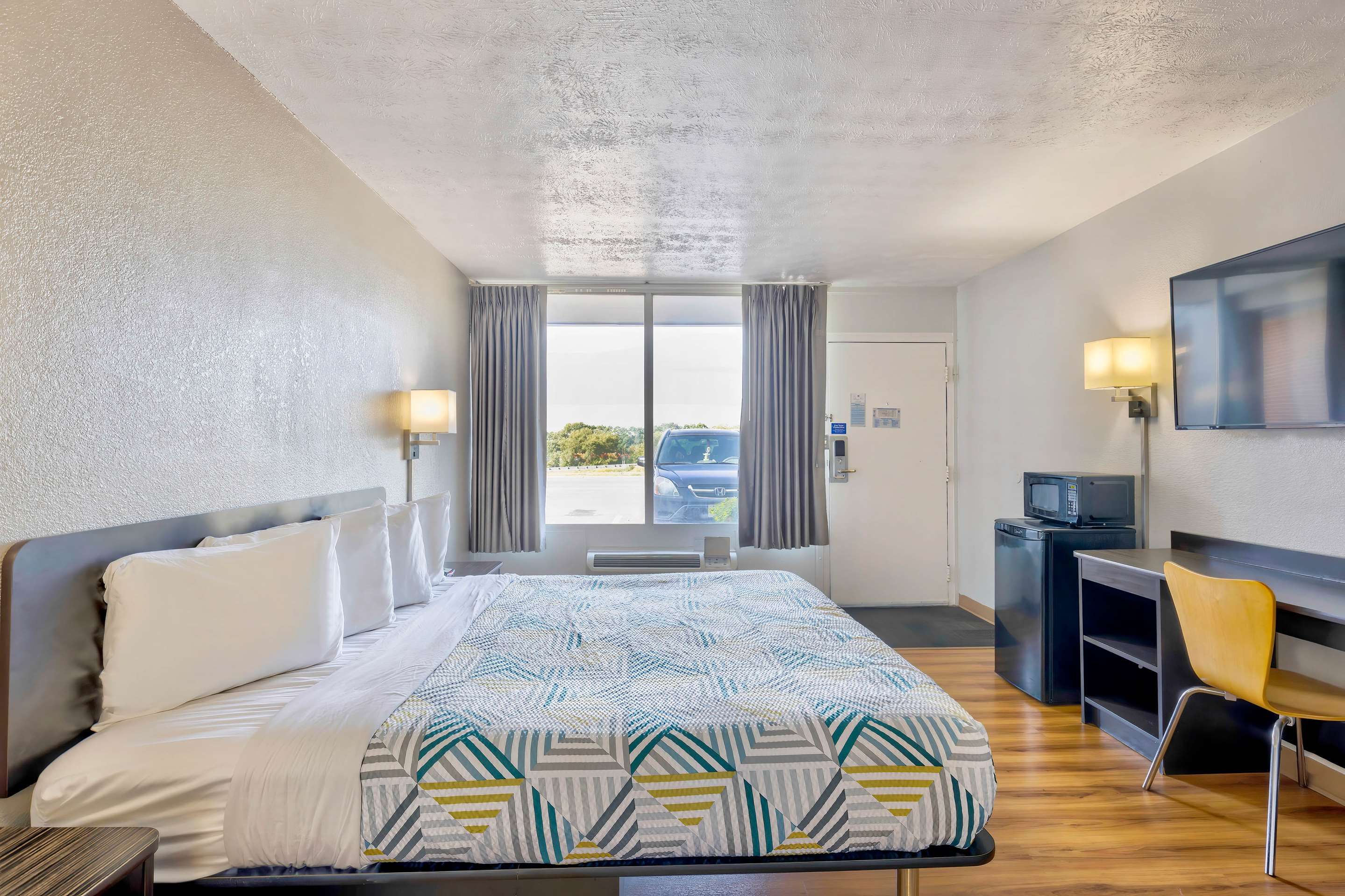 موتل 6 ماونت جاكسن، فرجينيا - شناندوا