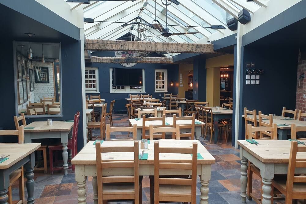 ذا ناجز هيد