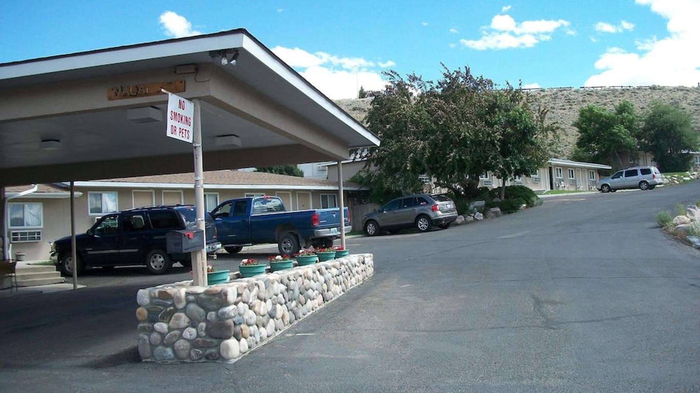 A Wyoming Inn