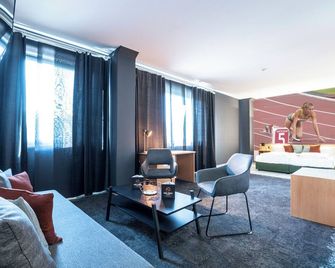 Feel Good Hotel - Chemnitz - Living room