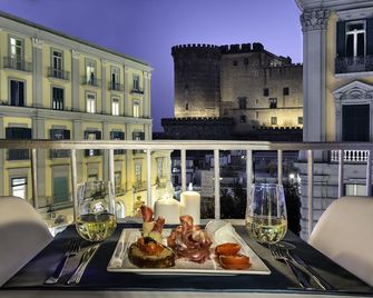 Carten - Napoli - Parveke