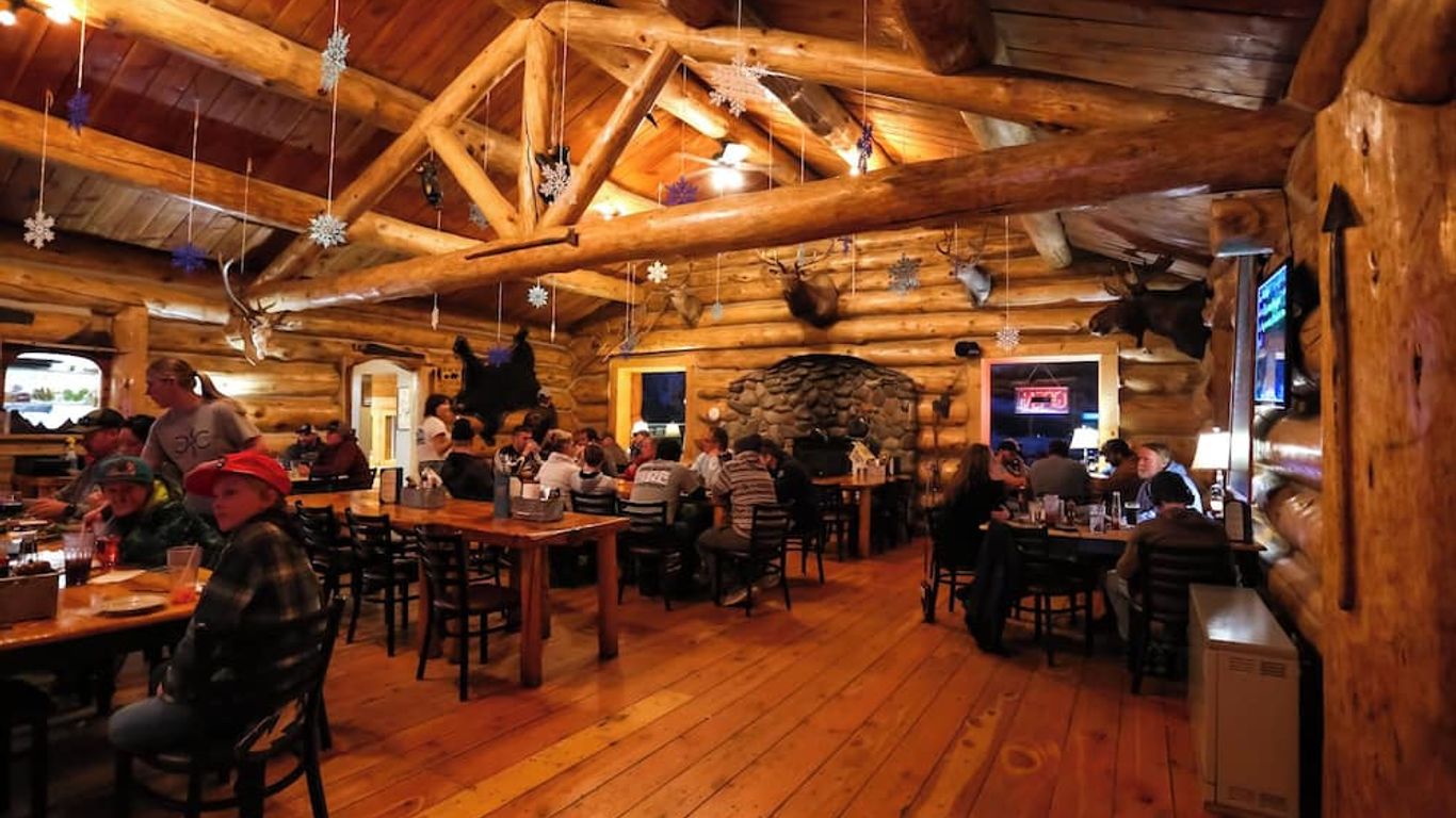 Crooked Creek Guest Ranch