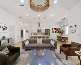 7min World Equestrian Center, 4bdr 3.5ba Wec, Hits, Golf, Fast Swim, Ocala Horse - Dunnellon - Sala de estar