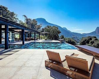 ADV004 Villa pra 10 e vista pra praia - ريو دي جانيرو - حوض السباحة