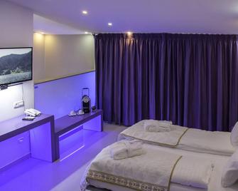 Hotel Christina Plus - Bucharest - Bedroom
