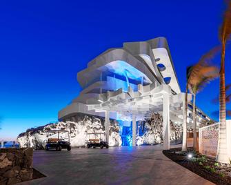 Royal Hideaway Corales Suites - by Barceló Hotel Group - Adeje