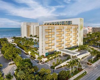 Marriott Crystal Shores Resort / 2BR with Poolside View Floors 6 and above - Marco Island - Edificio