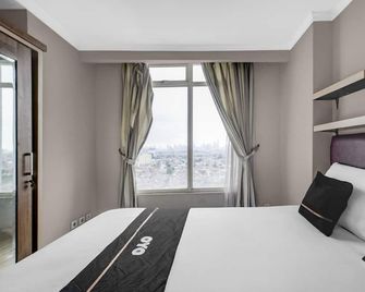 OYO 95111 Patria Park View - Yakarta - Habitación