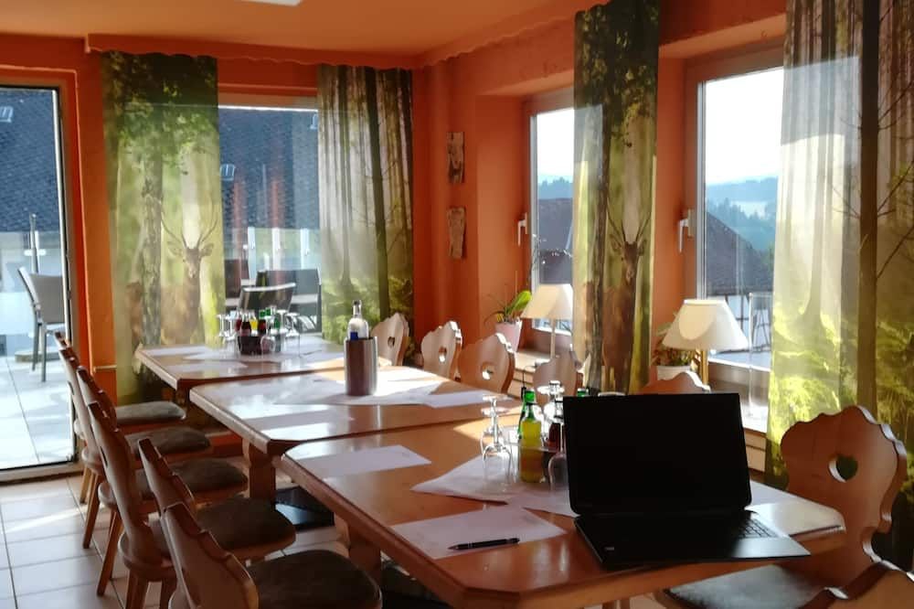 Hotel & Restaurant Lindenhof - Bad Laasphe - Restaurant