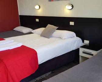 موتل لودج - روكامبتون - غرفة نوم