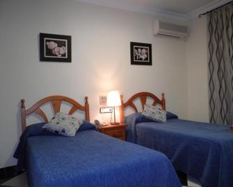 Hotel Oasis - Conil de la Frontera - Bedroom