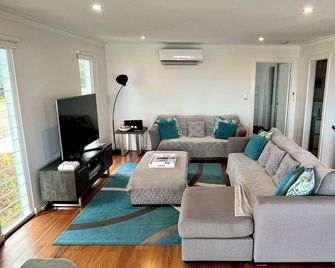 Seaking Escape - Kingscote, Kangaroo Island - Kingscote - Living room