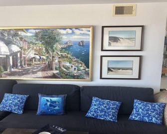 Ocean Front 1st Floor Duplex In Holgate Wifi Washer & Dryer 36234 - Beach Haven - Wohnzimmer