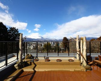 Dormy Inn Express Fujisan Gotemba - גוטמבה - מרפסת