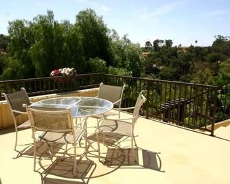 Studio w/ Views & Separate Entrance - Santa Barbara - Balcon