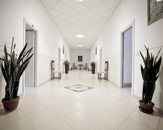 Sisters Hotel - Piano di Sorrento - Hallway