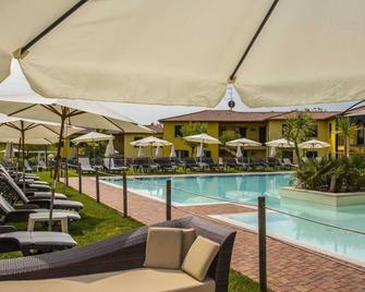 Residence Karina - Moniga del Garda