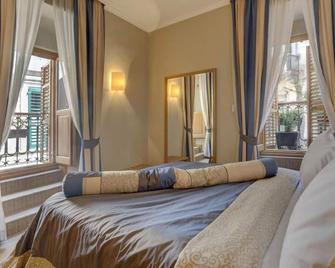 فندق فاردار - كوتور - غرفة نوم