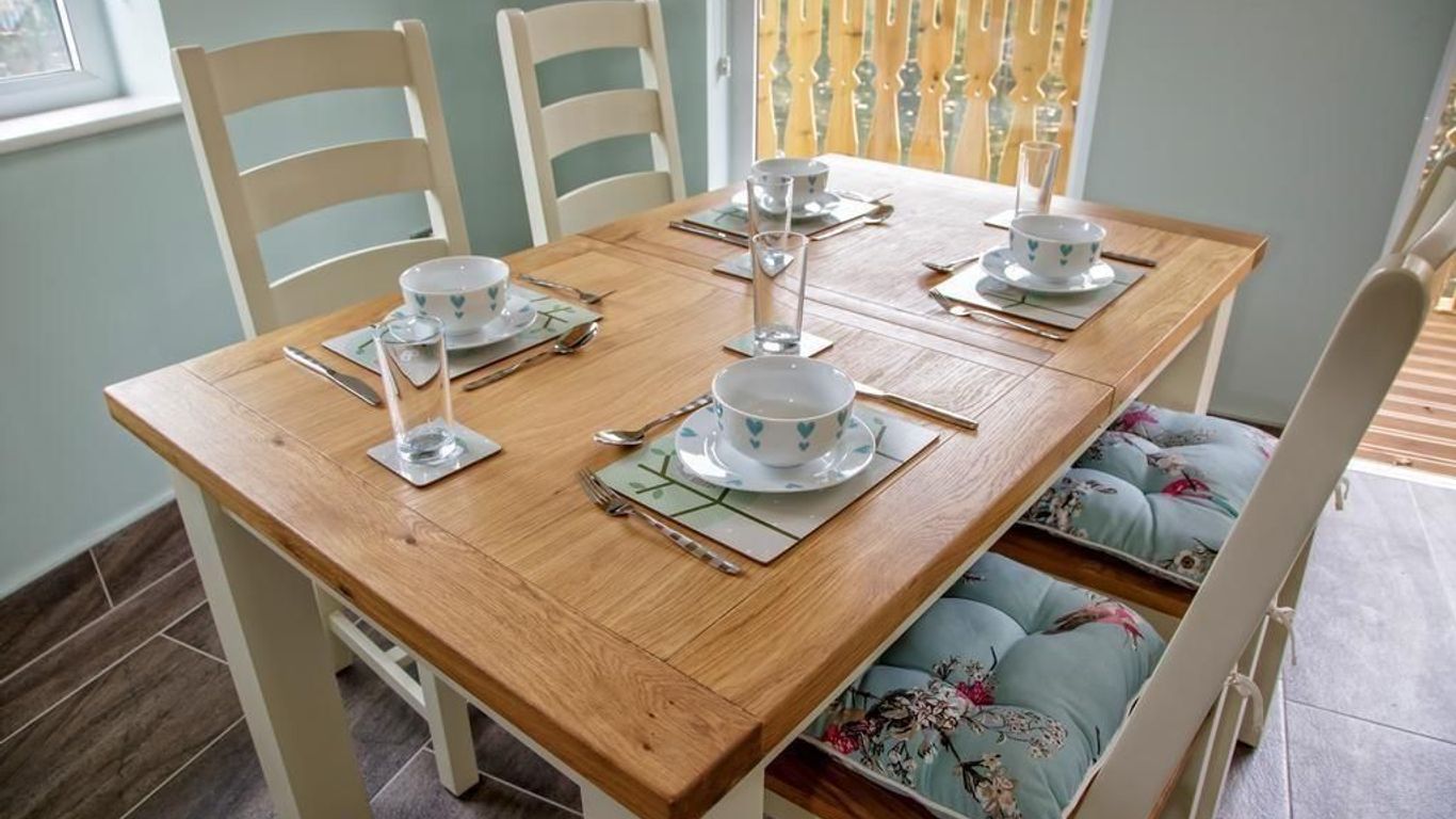 Canada Lodge and Lake