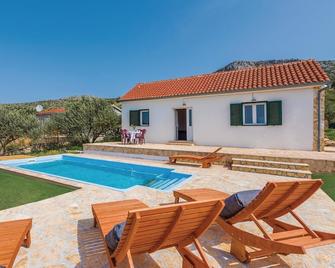 One-Bedroom Holiday Home In Donje Polje - Jadrtovac - Piscina