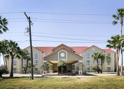 Quality Inn Kingsville Hwy 77 - Kingsville - Bâtiment