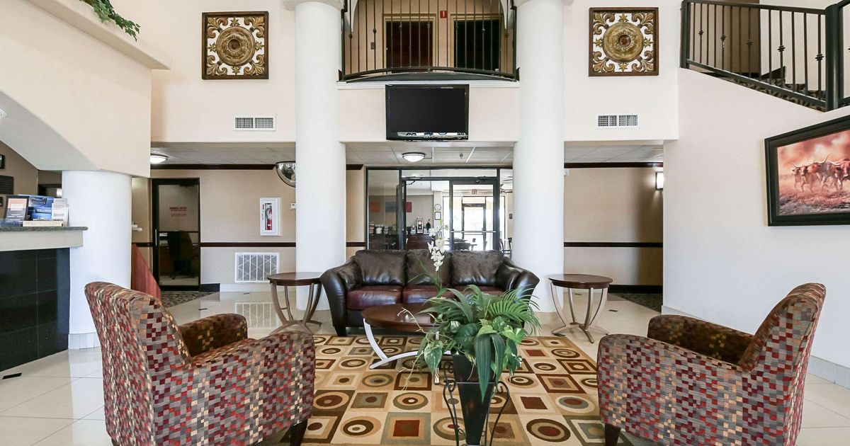 Quality Inn Kingsville Hwy 77 from 61. Kingsville Hotel Deals