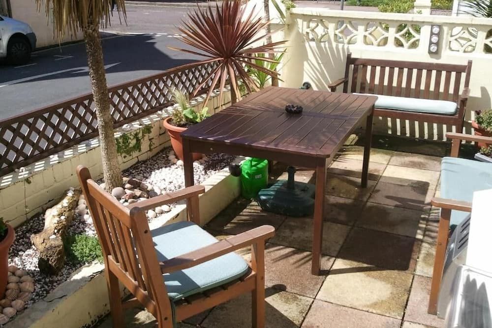 Brampton Guest House - פיינטון - פטיו