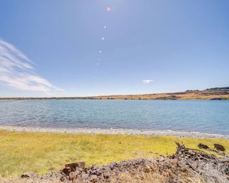 Steps to Soap Lake: Studio Stay w/ Patio! - Soap Lake